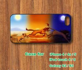 Lion King-- Iphone 5 Case ,Iphone 5 Cover, In Durable Plastic Case ,Black Or White Case Side